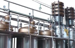 蒸餾設(shè)備有哪些特點(diǎn)